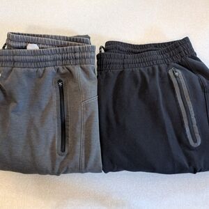 Old Navy Men's Black and Gray Joggers, Set Of 2, Size L